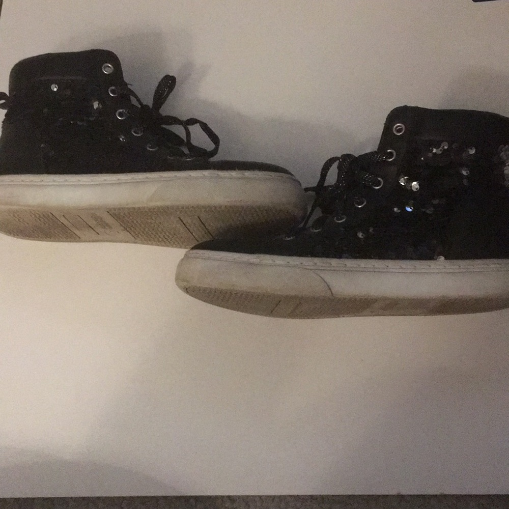 Black sequenced shoes from SO